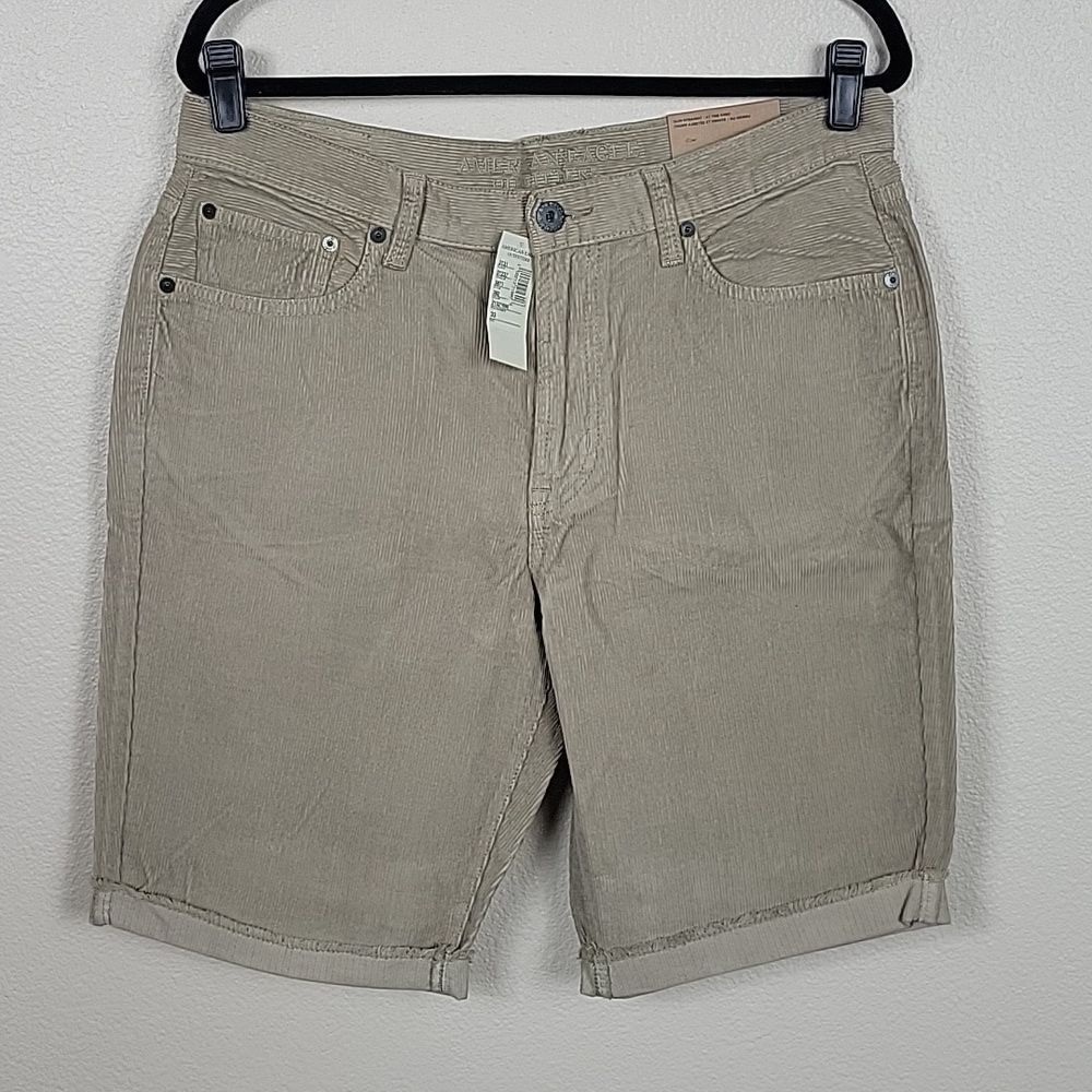 AEO Slim Straight Corduroy Roll Hem Shorts, Size 33.